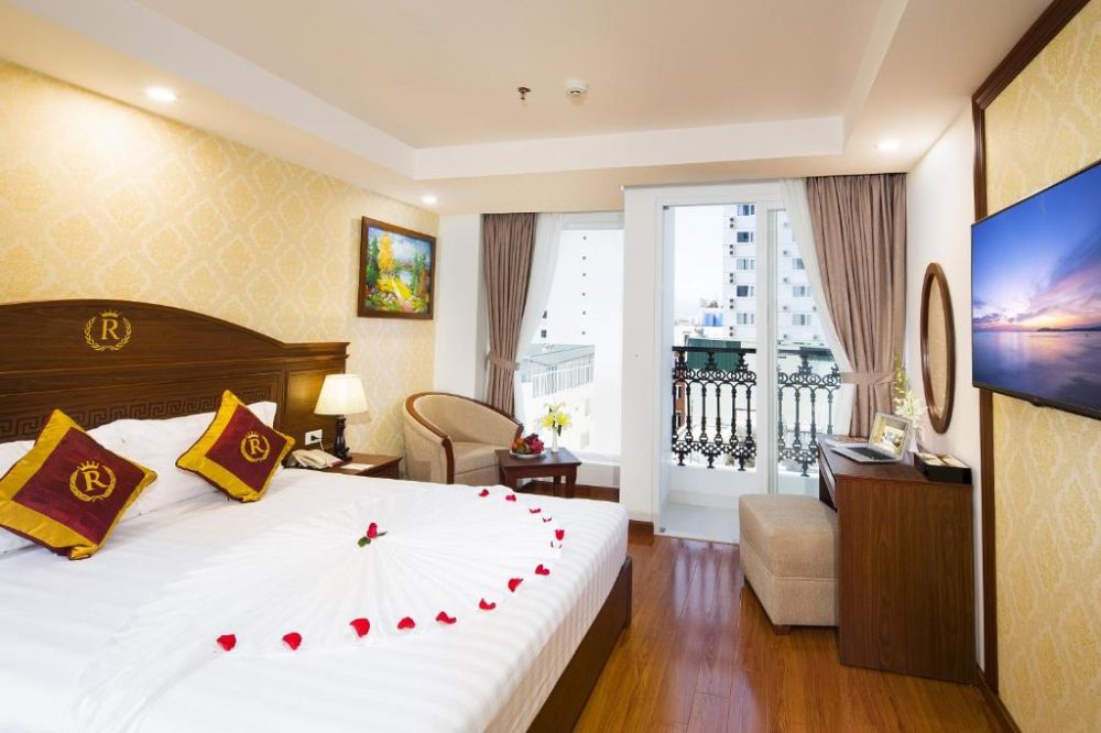 Deluxe CV/ CV with Balcony, Regalia Hotel 4*