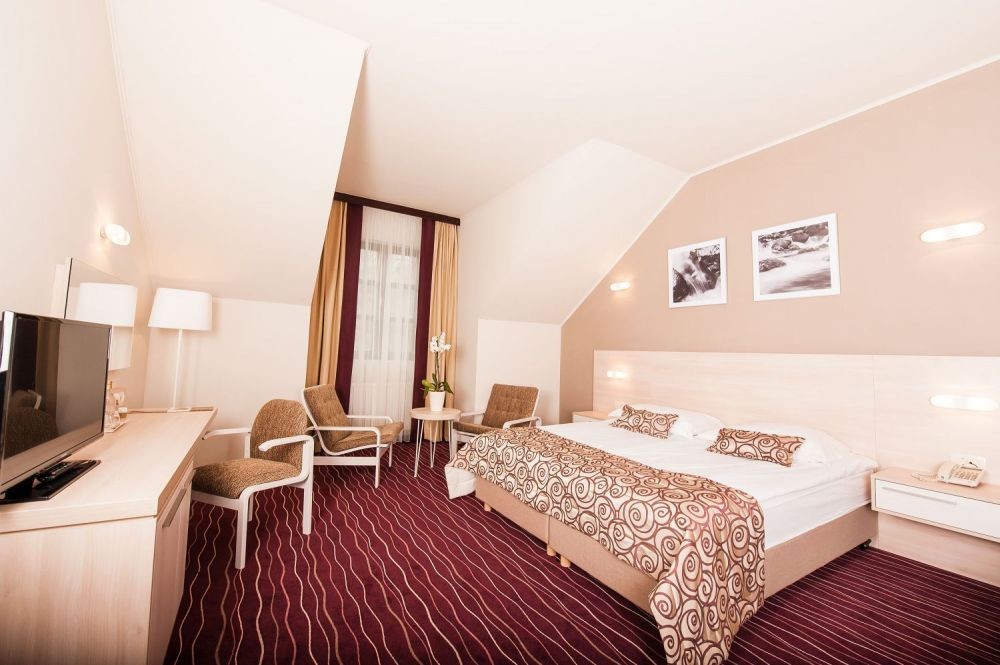 Double Premium, Zagreb 4*