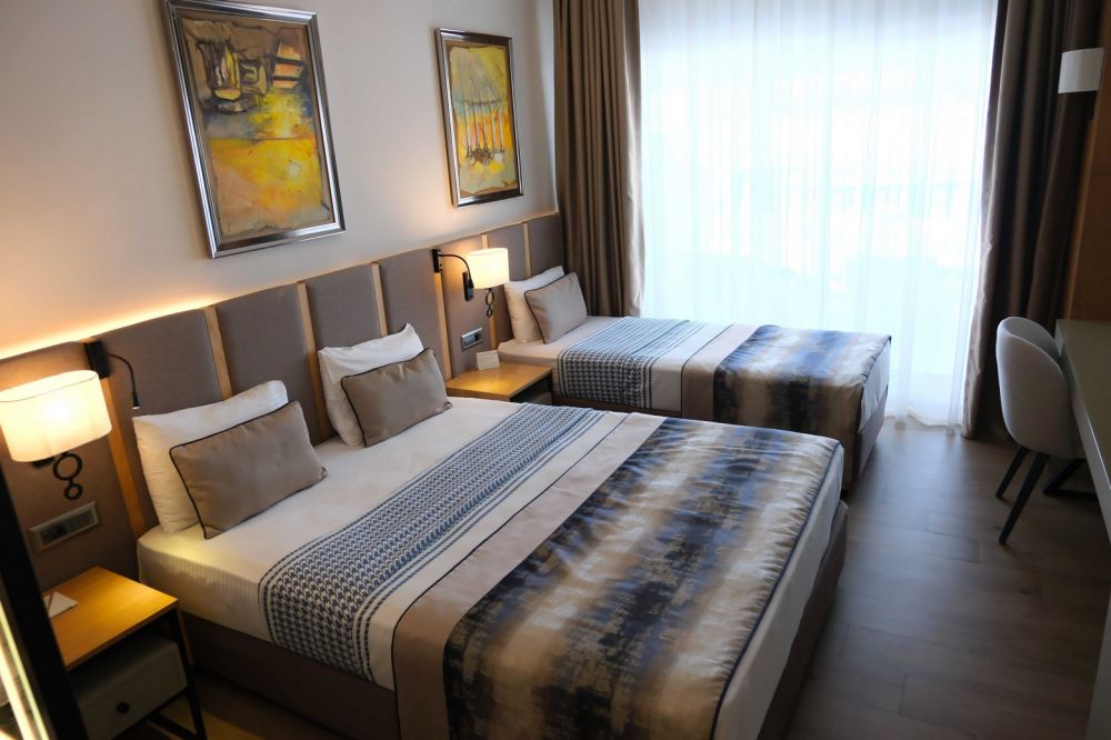 Swim Up Deluxe Room, Sunthalia Hotels & Resorts | Adults Only 16+ 5*