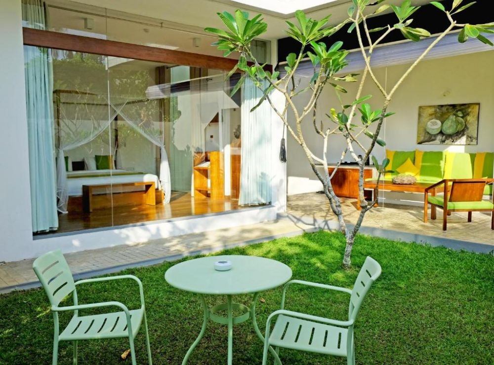 Garden Villa, Calamansi Cove 4*