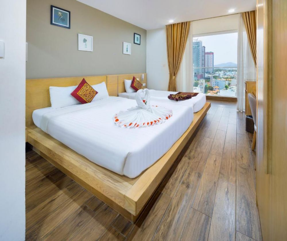 Family with balcony, Gibson Hotel Nha Trang 3*