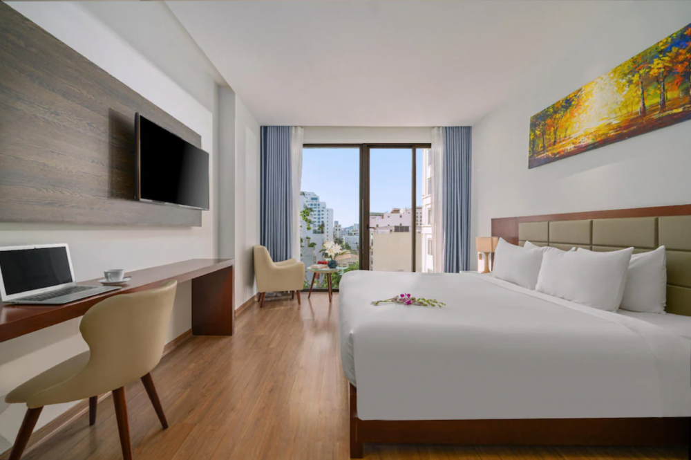 Balcony Junior Suite, Aria Grand Hotel & SPA 3*