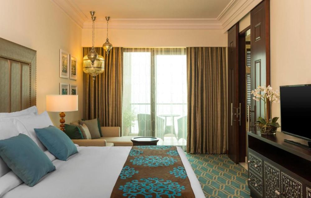 Deluxe Creek View, Ajman Saray 5*