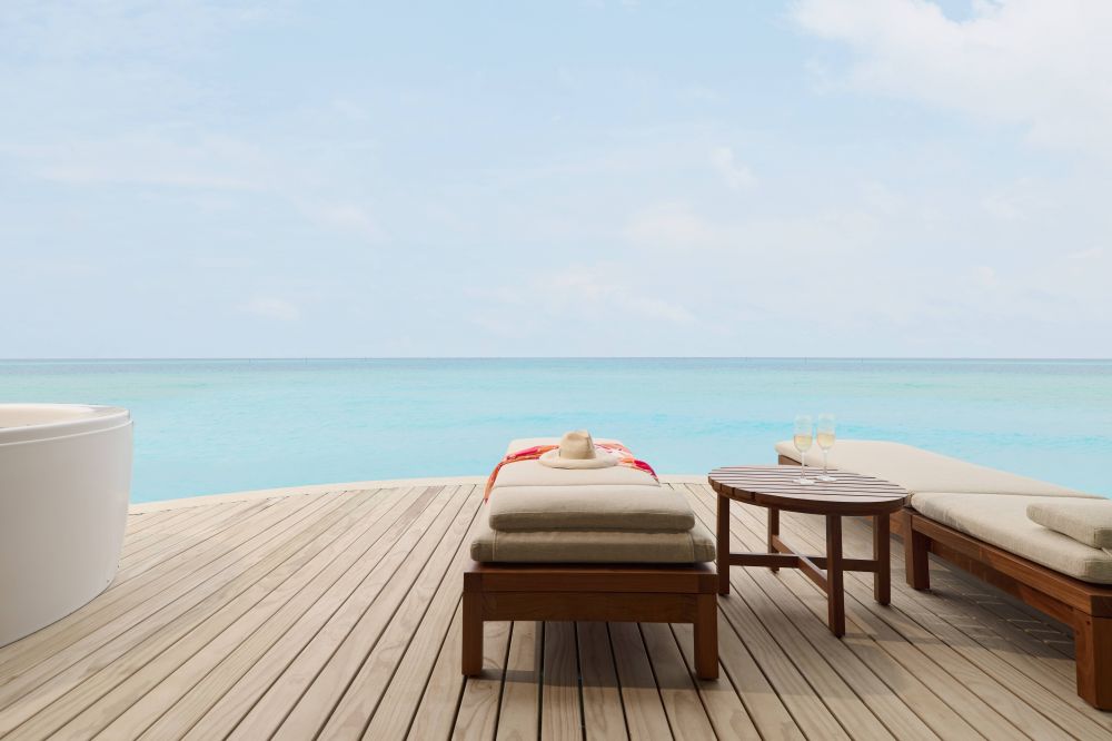 1 Bedroom Overwater Villa with Jacuzzi, Centara Grand Lagoon Maldives 5*