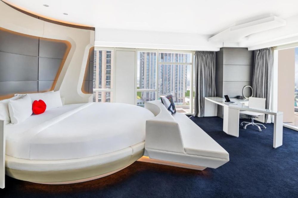 Round Bed V Suite, V Hotel Curio Collection by Hilton 5*