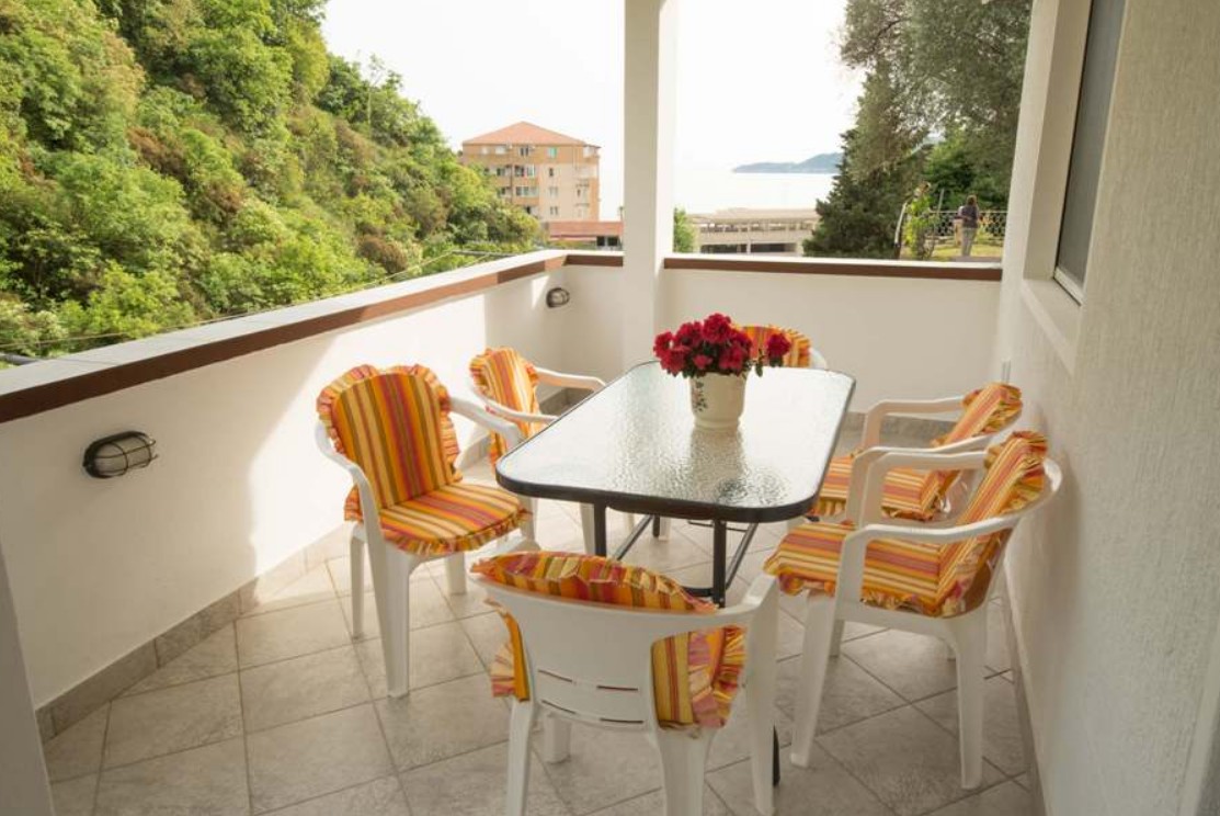 2 Bedroom Apartment 04+2, Popovic 3*