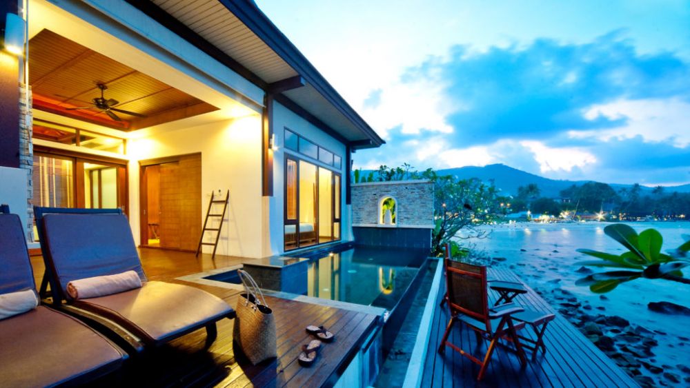 Sea Front Pool Villa, The Sarann 4*