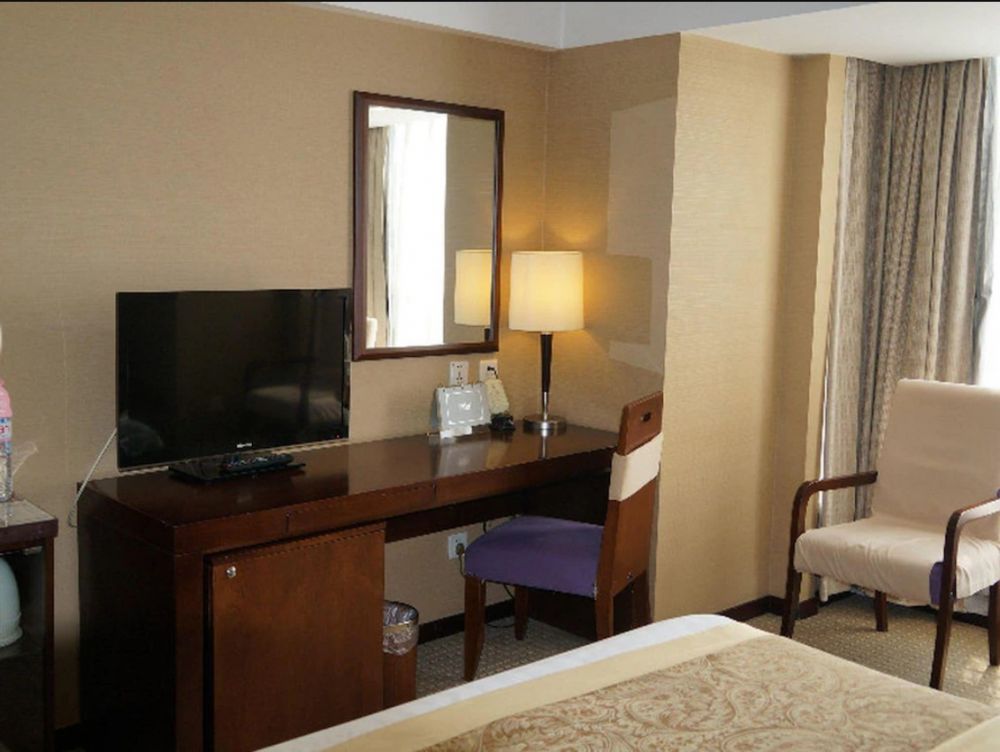 Standard, Beijing Dongfang Hotel 3*