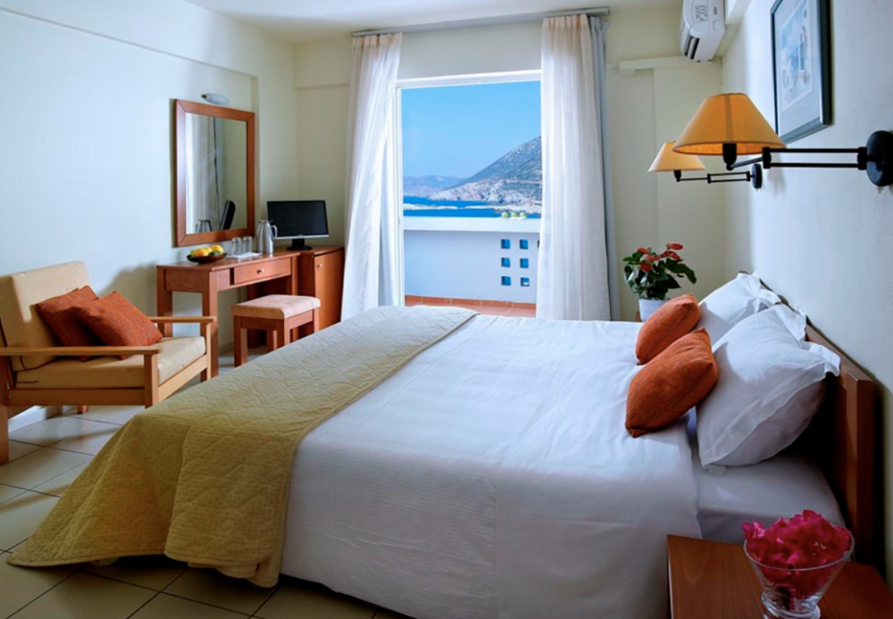 TWIN ROOM VILLAGE MOUNTAIN VIEW, Bali Beach & Sofia Village 3*