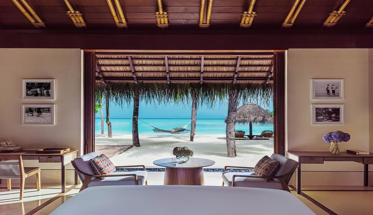 Beach Villa, One & Only Reethi Rah 5*