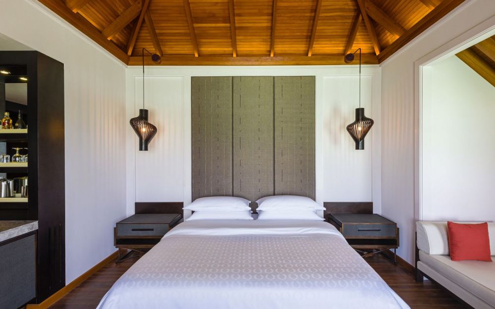 Water Bungalow, Sheraton Maldives Full Moon Resort & Spa 5*