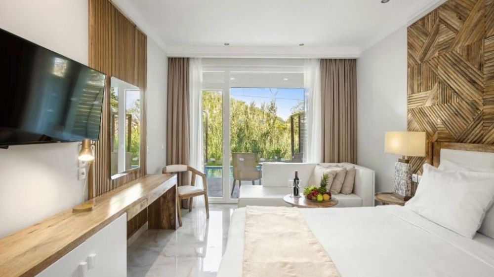 Superior Room Private Plunge Pool, Kairaba Mythos Palace 5*