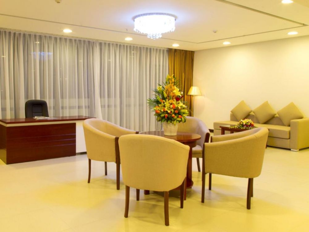 Suite, Da Nang Han River 4*