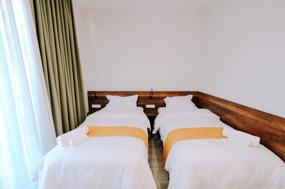 Standard DBL/TWIN, Doesi 3*