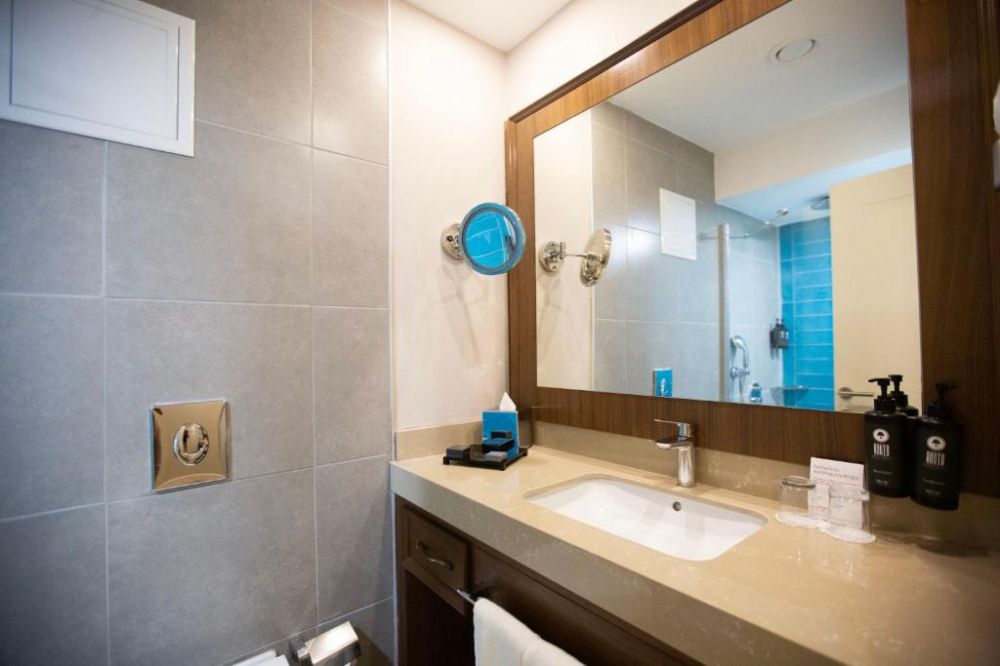 Deluxe Room, Ramada Plaza By Wyndham Istanbul Sultanahmet 5*