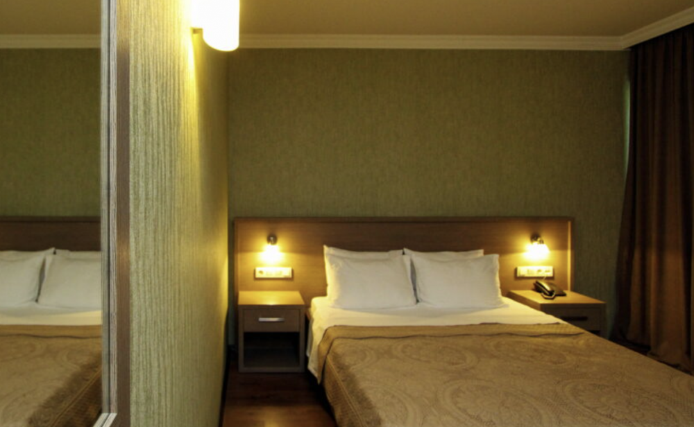 STANDARD DOUBLE/TWIN ROOM, Batesta 3*