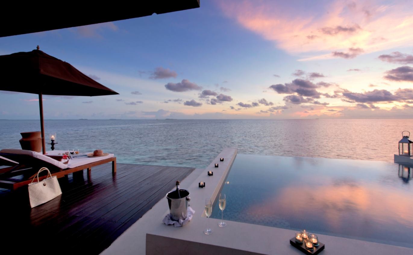 Sunset Water Suite, Lily Beach Resort Maldives 5*