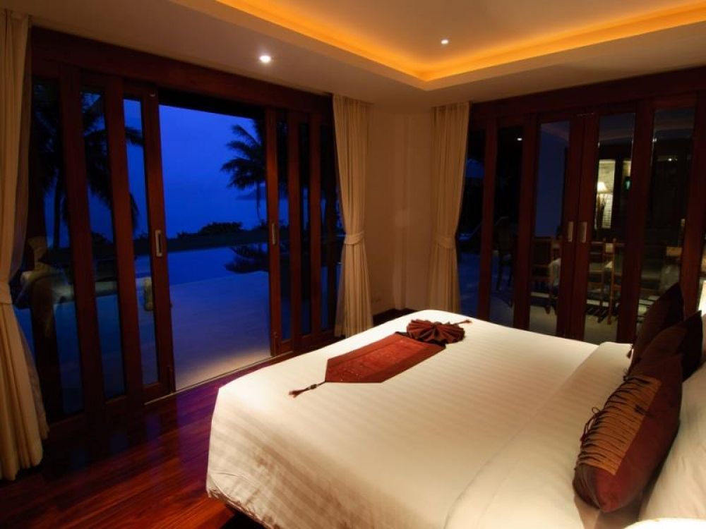 3 BR Grand Sea View Pool Villa, Barcelo Coconut Island (ex. The Village Coconut Island) 5*