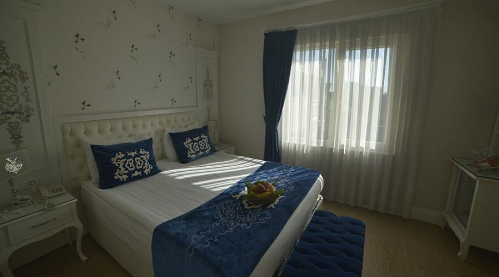 Standard, Sarnic Premier Hotel 4*