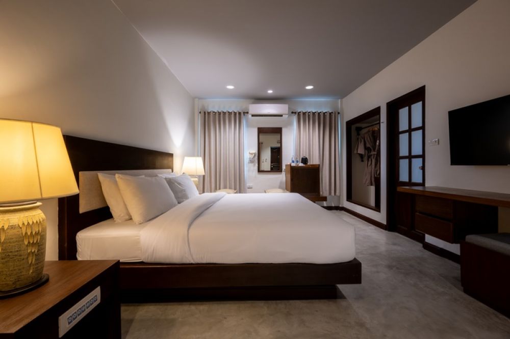 Poolside Villa, Rose Bay Resort 3*