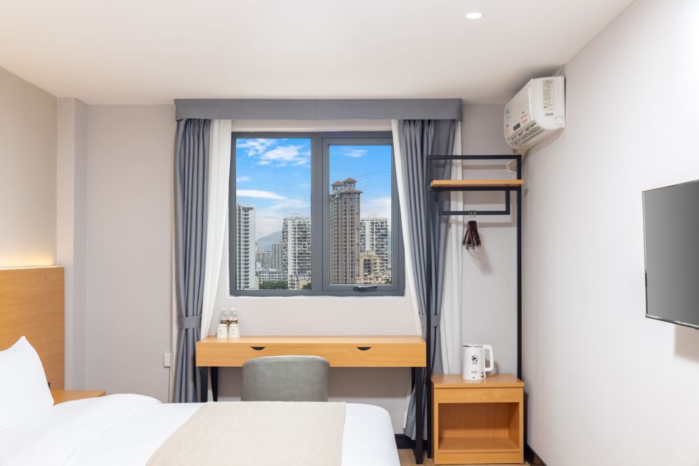 Deluxe Twin Room, Sanya Guanhailou Hotel 3*