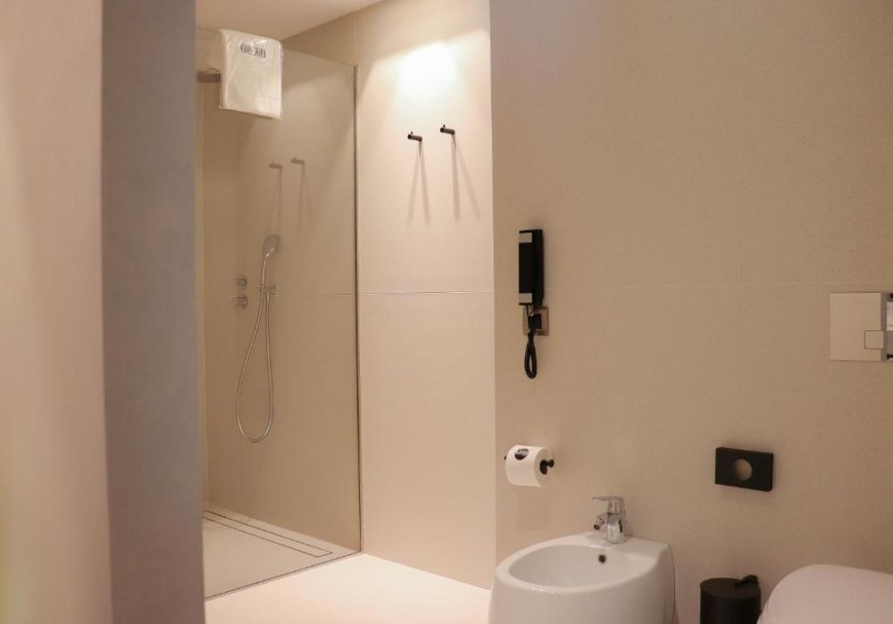 Standard King, Monograph At Freedom Square 5*