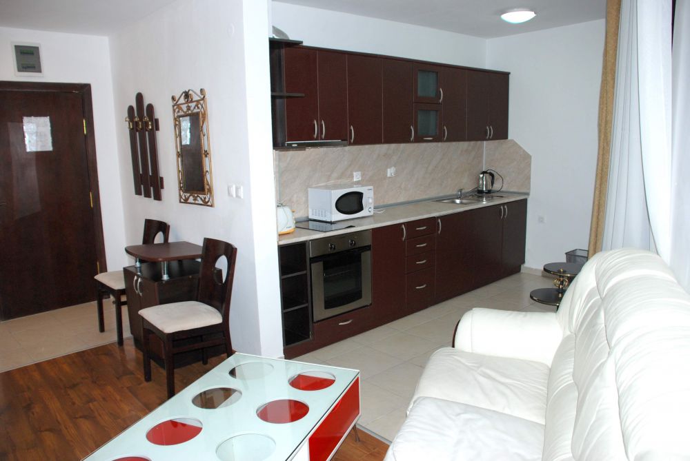 Two-Bedroom Apartment, Elegant Lux 4*