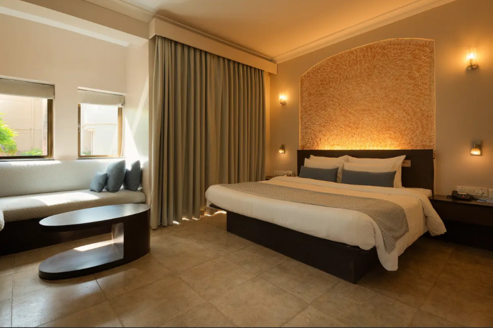 Studio Suite, Whispering Palms Beach Resort 4*