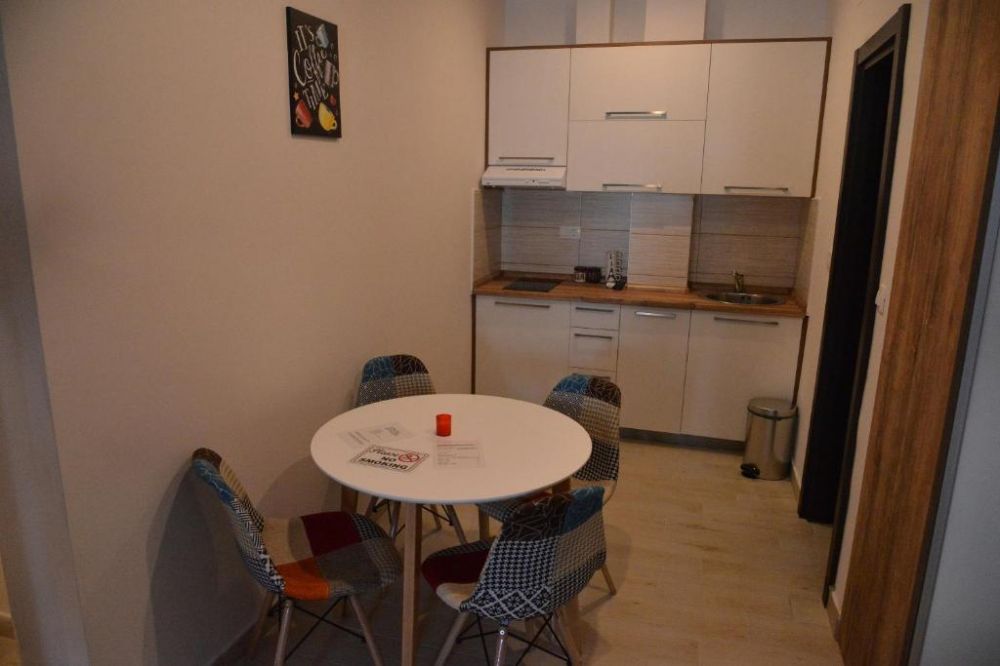 Studio apartment, Helada Apartment 3*