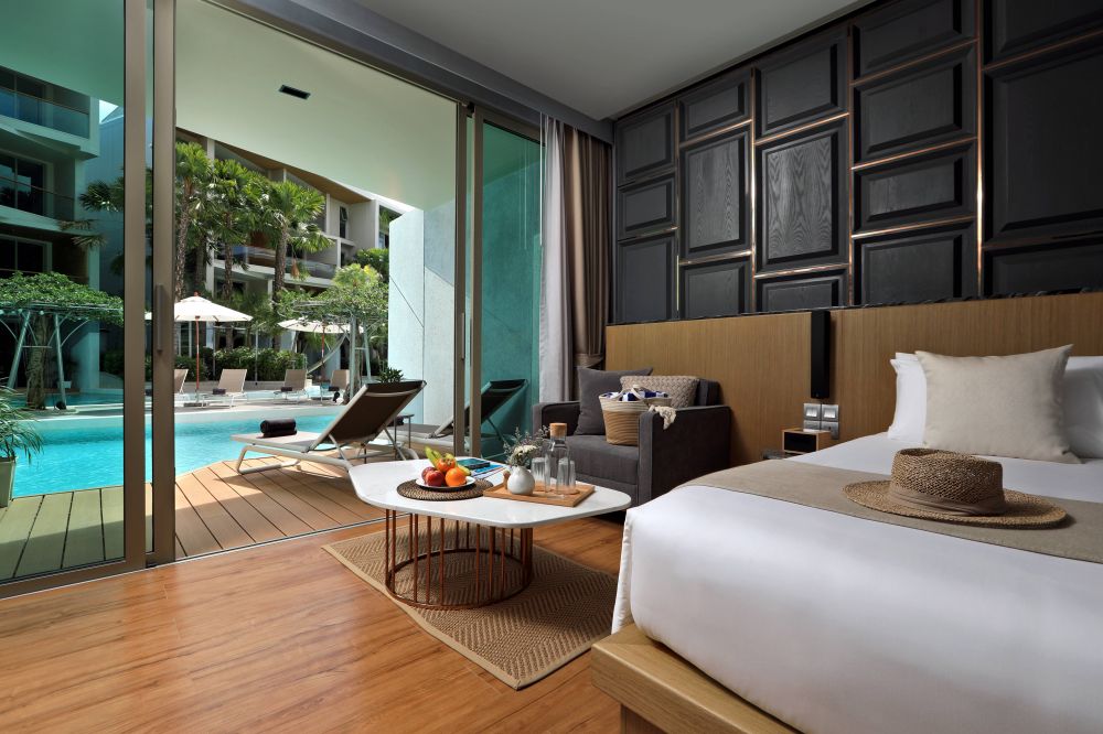 Deluxe Pool Access Room, Wyndham Grand Nai Harn Beach Phuket 5*