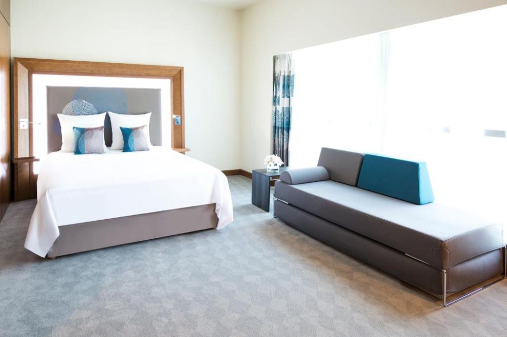 Executive Suite, Novotel Fujairah 4*