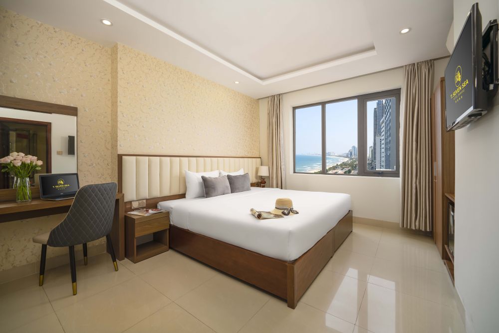 Superior Double, 7 Seven Sea Hotel Da Nang 4*