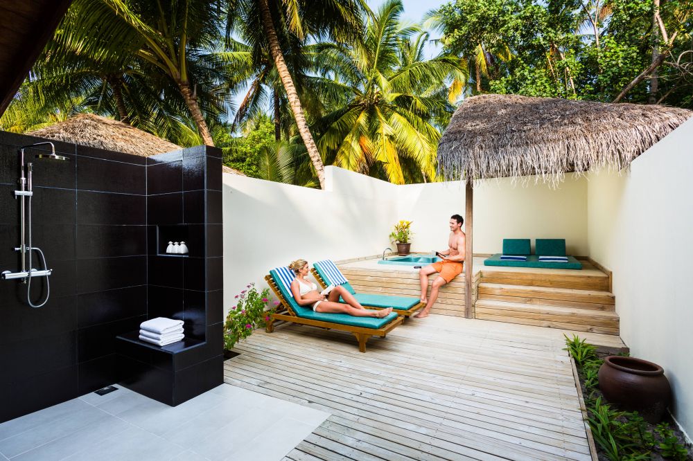 Jacuzzi Beach Villa, Meeru Island Resort 4*