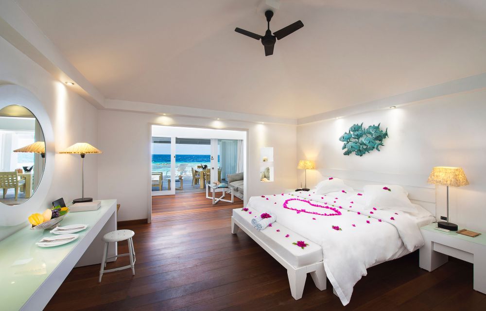 Beach Front Junior Suite, Diamonds Athuruga Island 5*