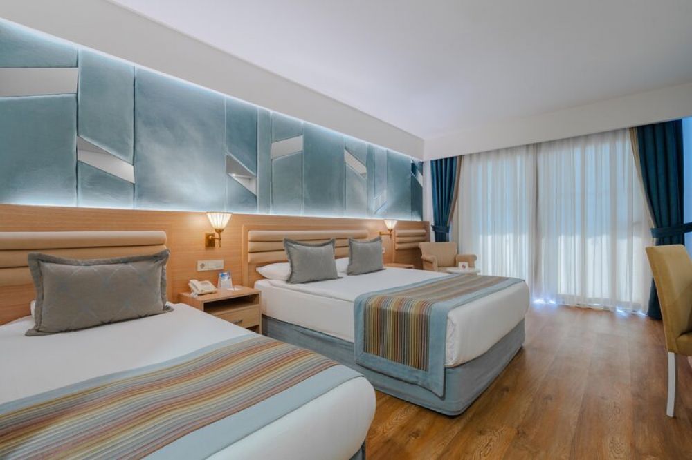 Standart Room LV/SSV, Dream World Hill 5*