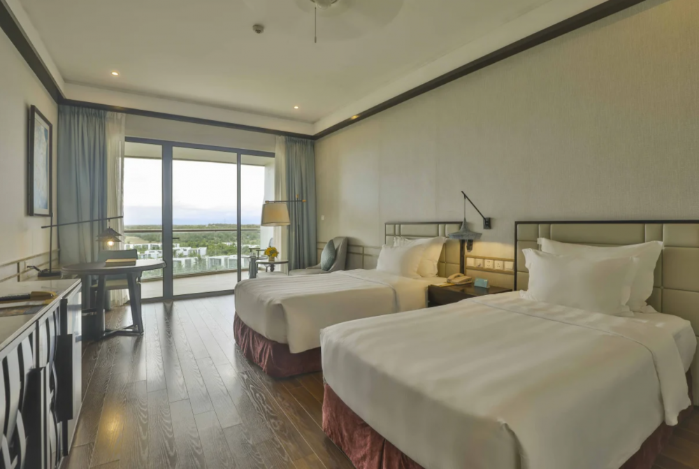 Deluxe, Vinpearl Resort & Golf Nam Hoi An 5*