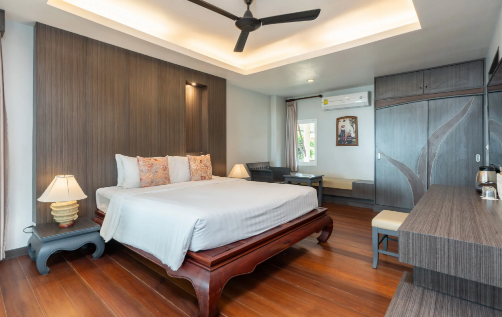 Deluxe Beachfront Villa, Koh Chang Paradise Resort 4*