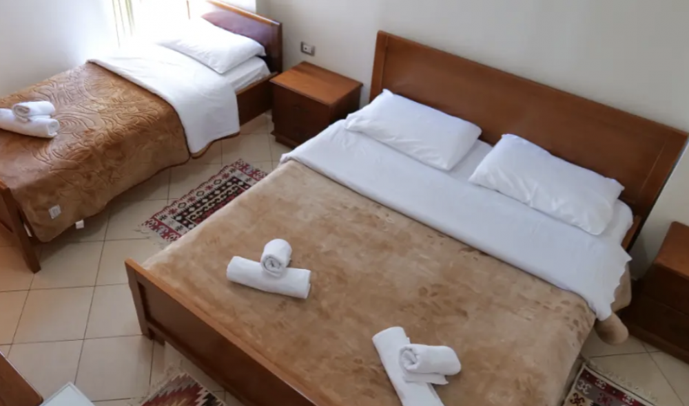 Triple Room with Balcony, Veli 3*