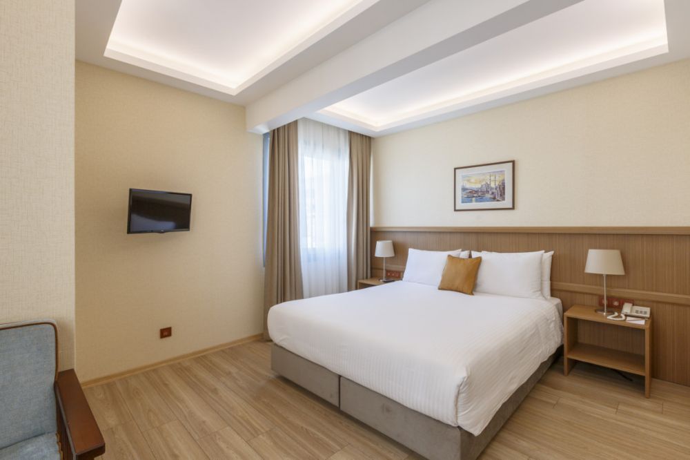 Junior Suite Room, Lalahan Hotel 4*