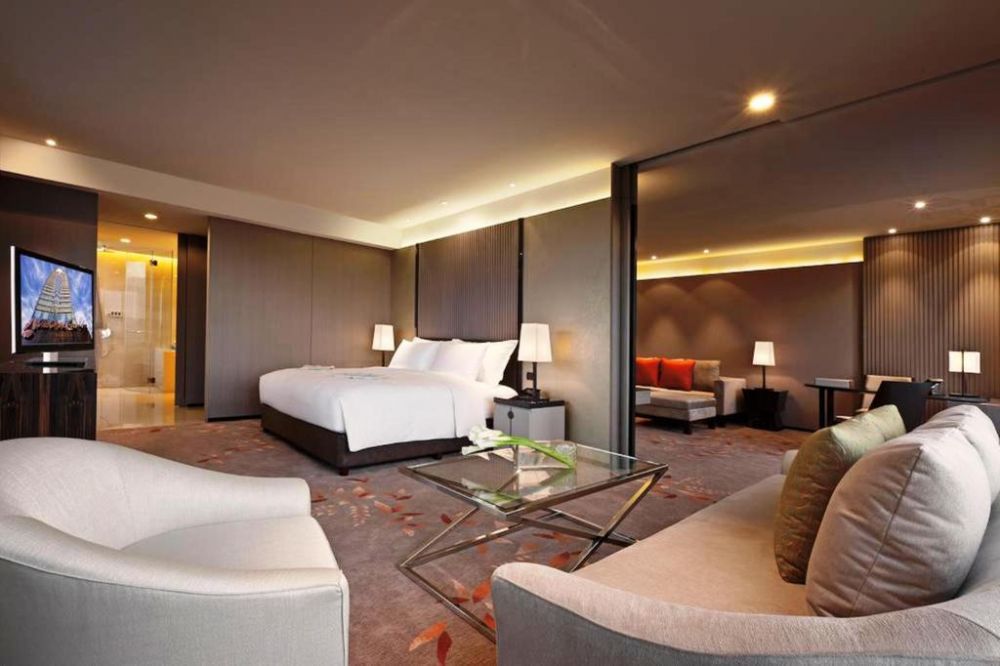 Prestige Suite, The Okura Prestige Bangkok 5*