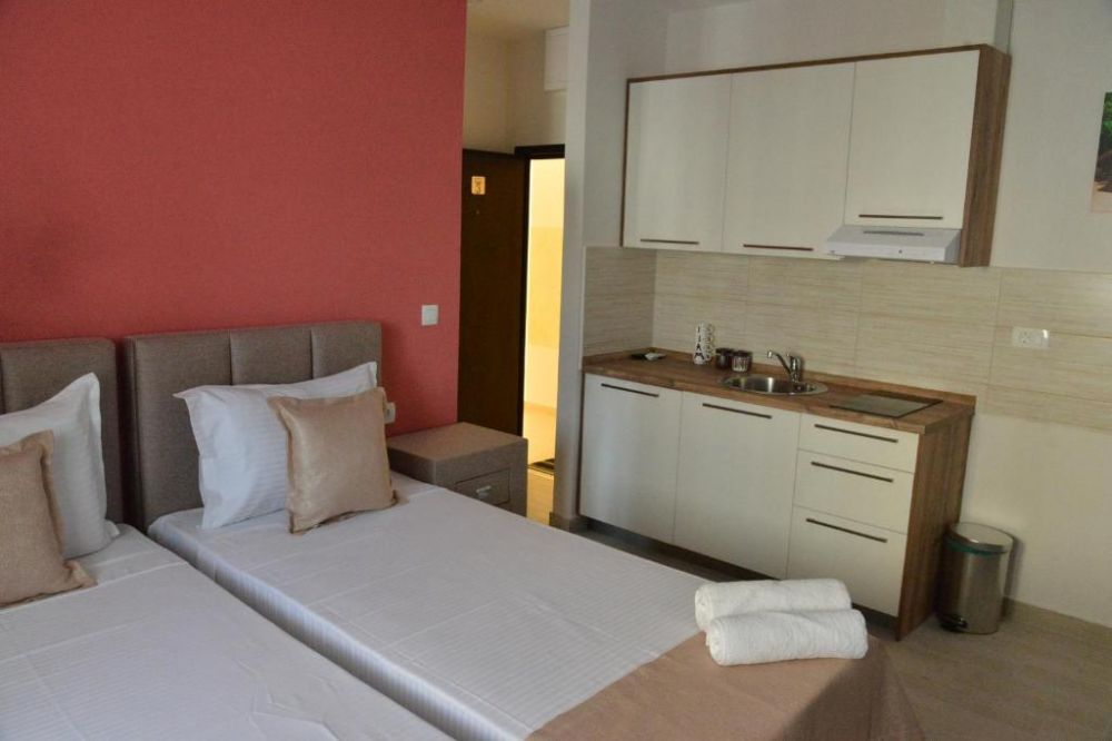 Studio apartment, Helada Apartment 3*