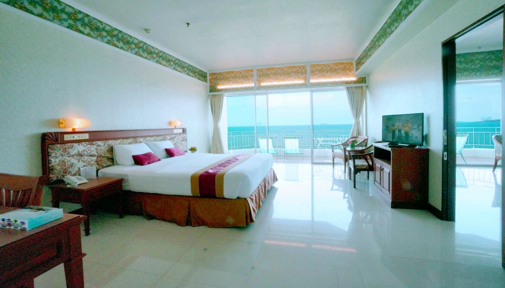 2 Bedroom Family Suite, Pattaya Park Beach Resort 3*