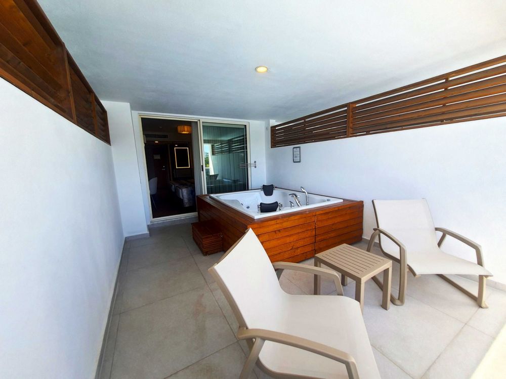 Deluxe Room With Jacuzzi, Sunthalia Hotels & Resorts | Adults Only 16+ 5*