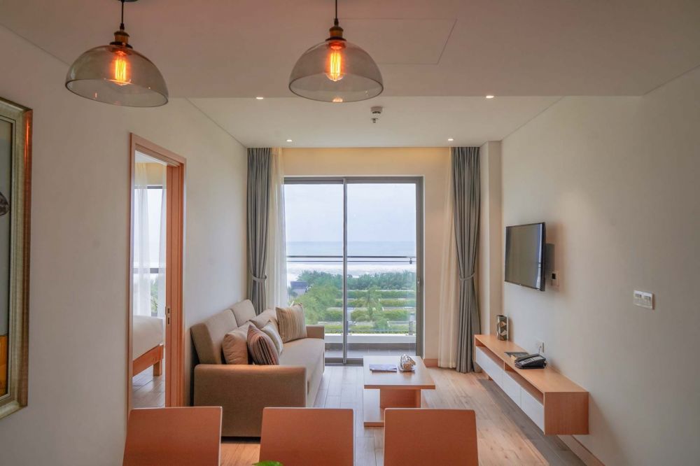 One bedroom Bliss Sunlit Suites, Naman Retreat 5*