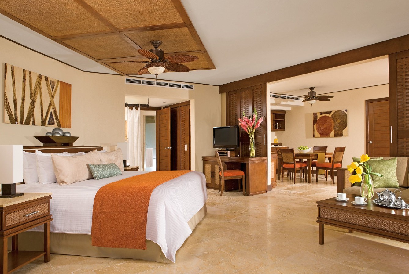 Preferred Club Ocean Front Master Suite, Dreams Riviera Cancun Resort & Spa 4*