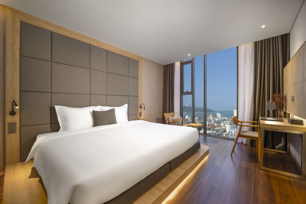 Deluxe City View, Estrella Boutique Hotel 3*