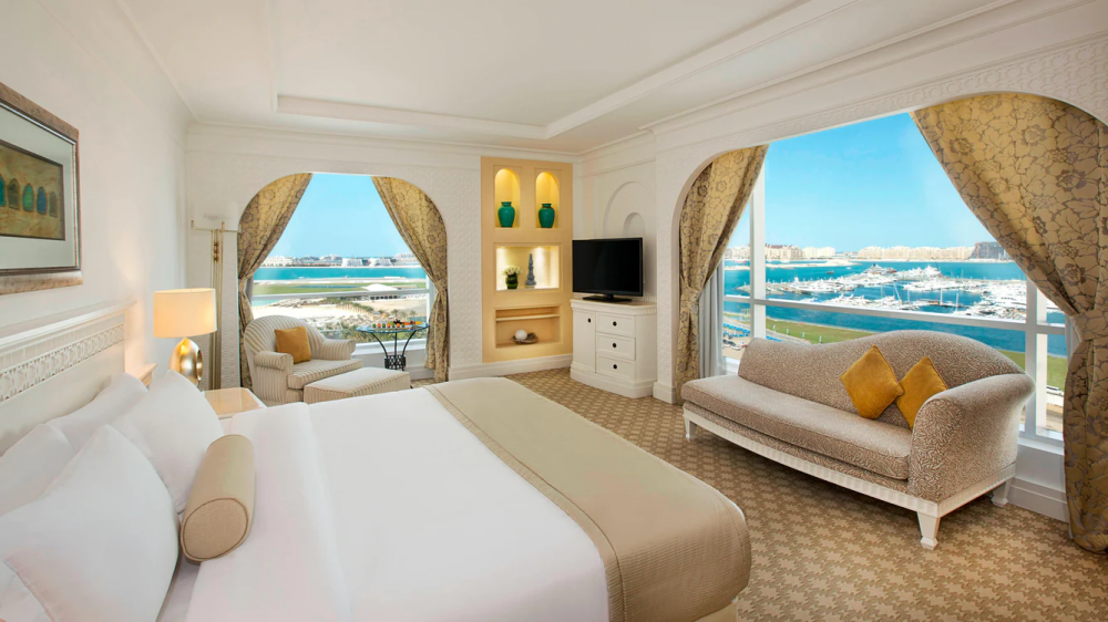 Tower Oceanfront, Al Habtoor Grand Resort, Autograph Collection 5*