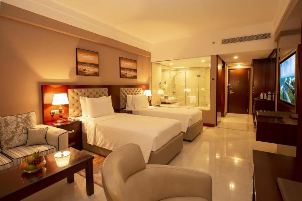 Superior/Deluxe King, Marino Beach Colombo 4*