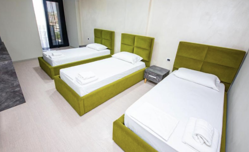 Comfort Triple Room, Miki (ex. Albion) 4*