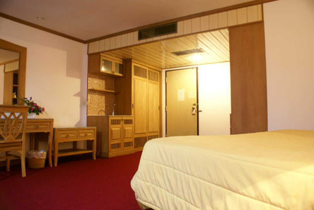 Suite 1-Bedroom, Royal Palace Hotel 3*